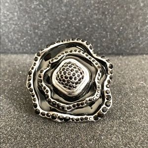 Kara Central Park Flora Enamel Ring